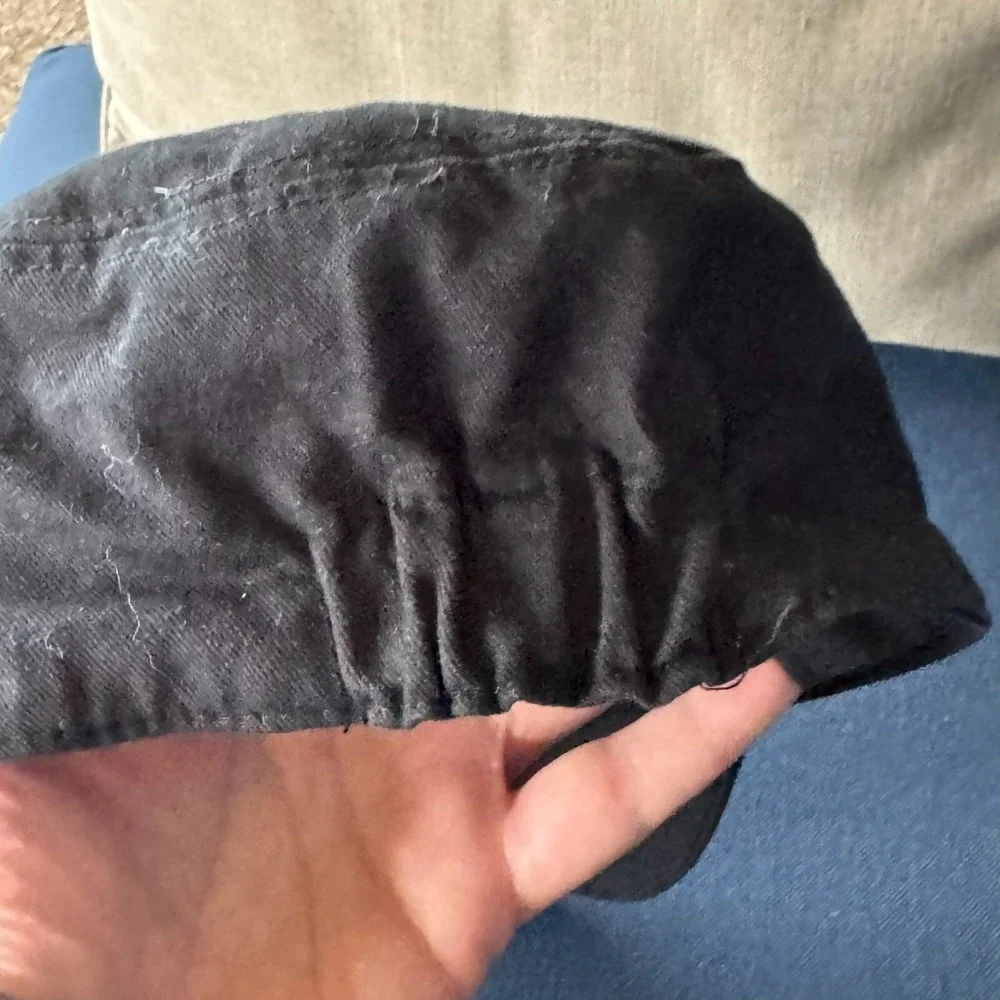 Hello‎ Kitty Sanrio Yourth Girl Hat Black Elastic Adjustable Army Cap Style